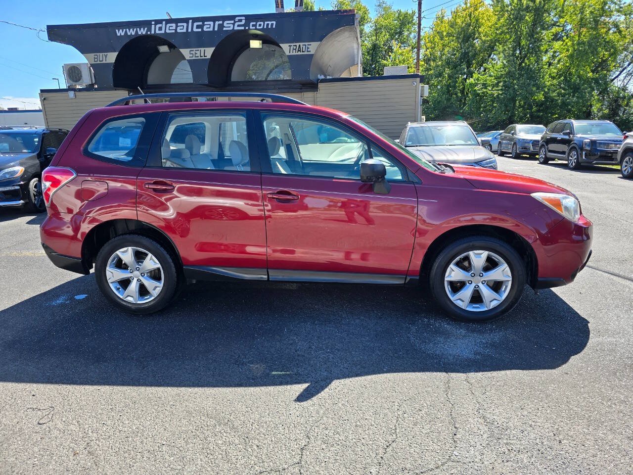 Used 2015 Subaru Forester 2.5i w/ Alloy Wheel Package AWD/4WD image 2