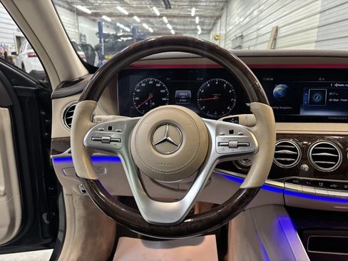Used 2019 Mercedes-Benz S 560 4MATIC Sedan image 13