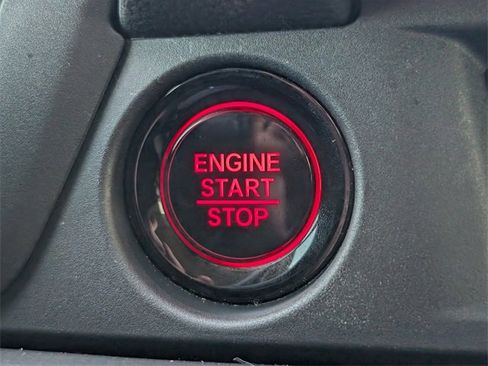 Used 2023 Honda Pilot Touring image 28