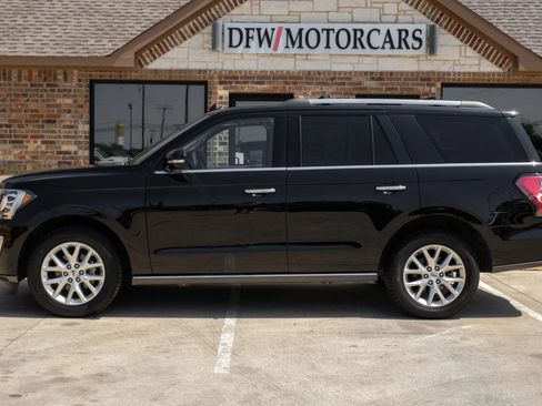 Used 2019 Ford Expedition Limited w/ Special Edition Package RWD image 16