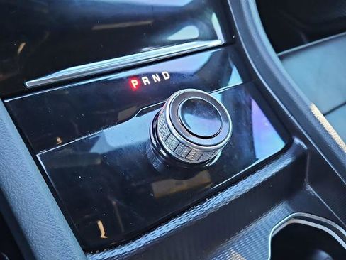 Used 2025 Jeep Grand Cherokee L Limited w/ Black Appearance Package image 16