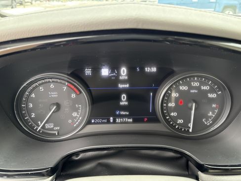 Used 2024 Cadillac XT5 Premium Luxury w/ Technology Package image 21