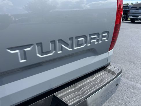 Used 2021 Toyota Tundra SR5 AWD/4WD image 11
