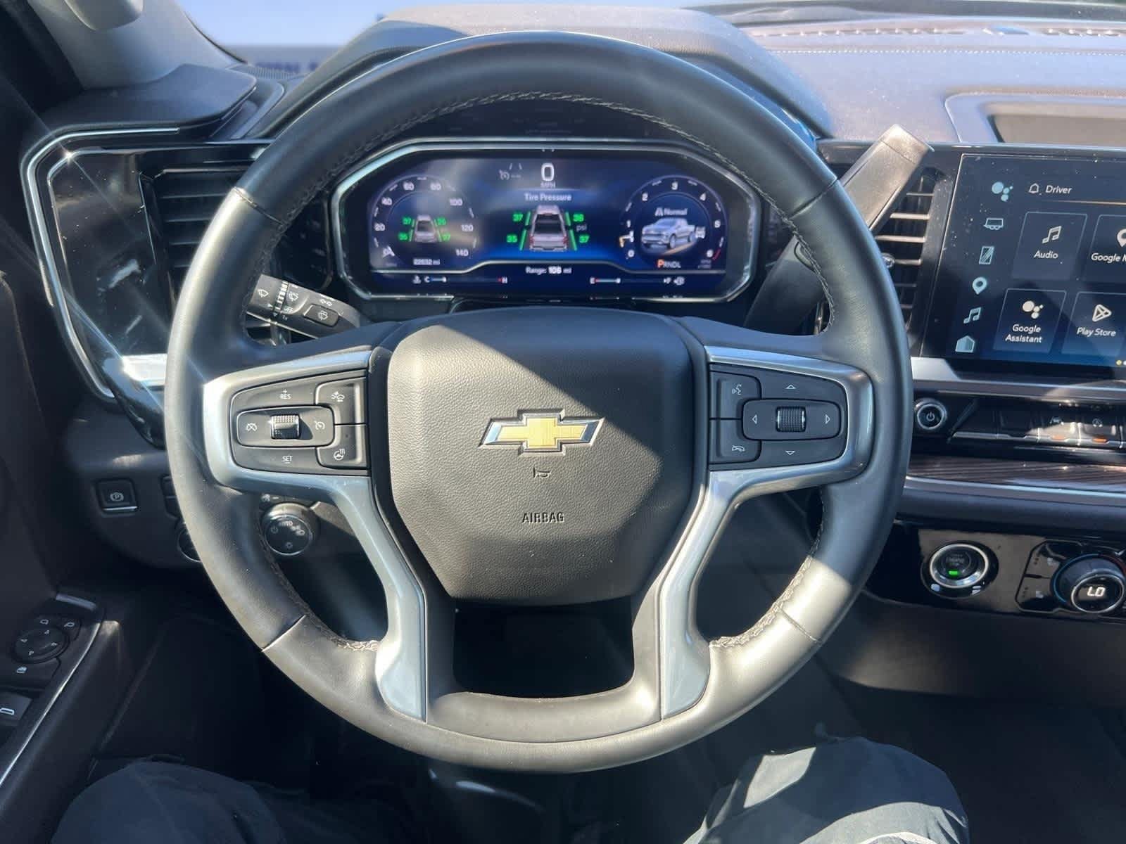 Certified 2024 Chevrolet Silverado 1500 LT AWD/4WD image 16