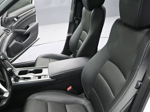 Used 2022 Honda Accord Sport image 16