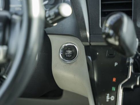 Used 2018 Toyota Sienna XLE Premium image 26