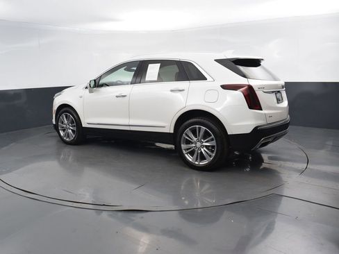 Certified 2024 Cadillac XT5 Premium Luxury w/ LPO, Floor Liner Package image 3