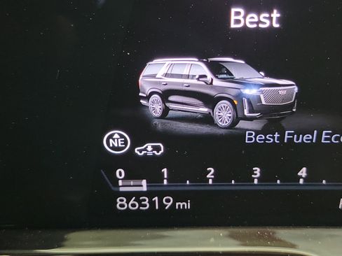 Used 2022 Cadillac Escalade ESV Premium Luxury w/ Performance Package image 27