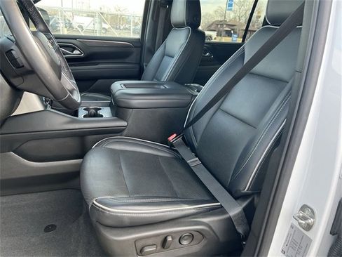 Used 2023 Chevrolet Suburban LS image 13