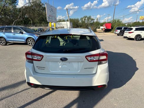 Used 2019 Subaru Impreza 2.0i Premium image 4