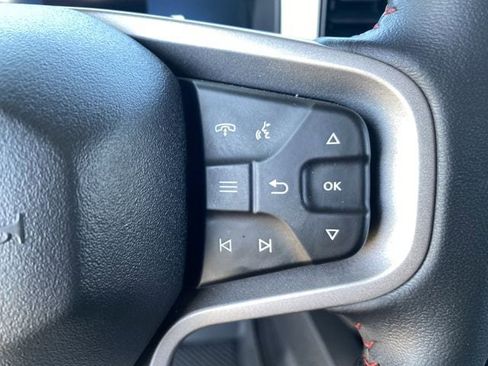 Certified 2025 Ford Bronco Heritage Edition AWD/4WD image 28