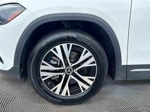 Used 2025 Mercedes-Benz GLA 250 4MATIC image 36