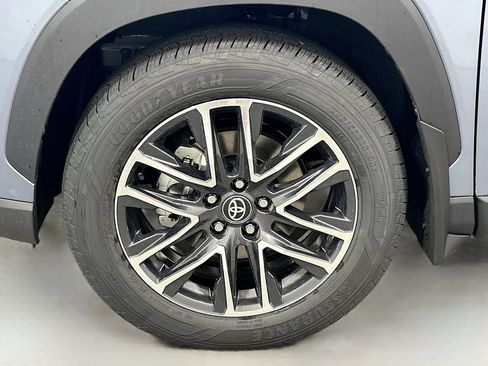 New 2026 Toyota Corolla Cross XLE FWD image 8