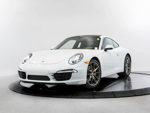 Certified 2016 Porsche 911 Carrera RWD image 1