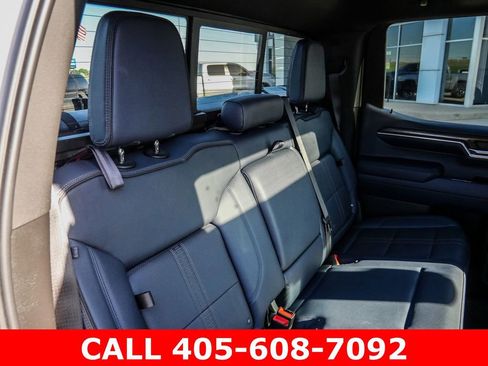 Certified 2023 Chevrolet Silverado 1500 High Country w/ High Country Premium Package AWD/4WD image 26