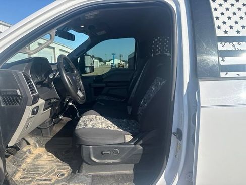 Used 2016 Ford F150 XLT w/ Equipment Group 301A Mid AWD/4WD image 3
