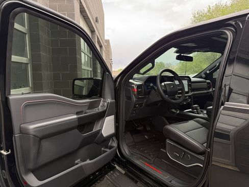 Used 2026 Ford F150 Raptor AWD/4WD image 34