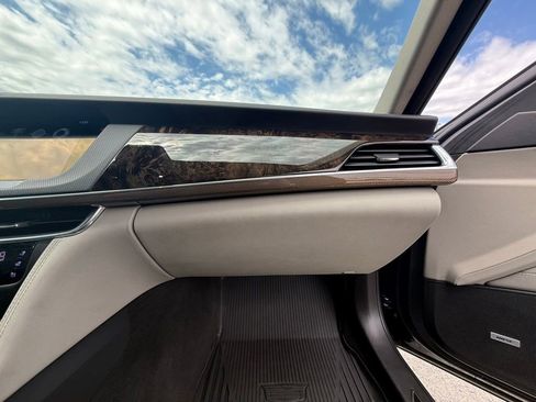 Used 2017 Cadillac CT6 Luxury AWD/4WD image 31
