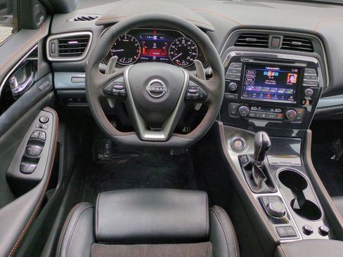 Used 2023 Nissan Maxima SR w/ Sport Mat Group image 25
