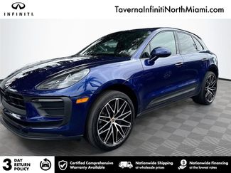 Used 2023 Porsche Macan video 1