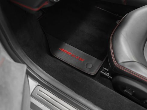 Certified 2018 Ferrari 488 GTB RWD image 44