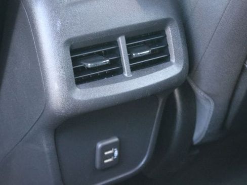 Used 2023 GMC Terrain SLE AWD/4WD image 24