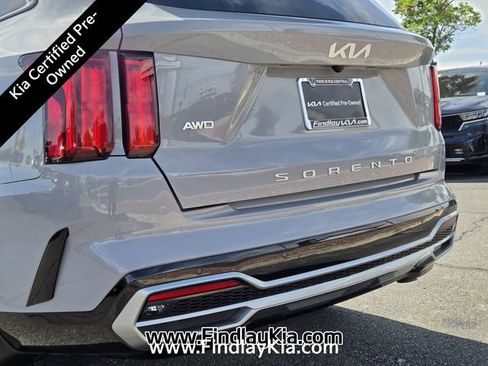 Certified 2022 Kia Sorento SX AWD/4WD image 8