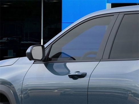 New 2026 Chevrolet Equinox LT w/ Safety and Technology Package image 12