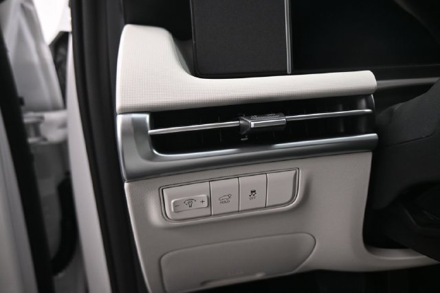 New 2026 Hyundai Tucson SEL Plus AWD/4WD image 18