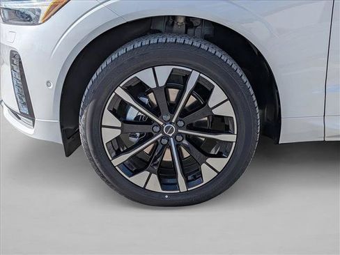 New 2026 Volvo XC60 B5 Plus w/ Protection Package Premier image 11