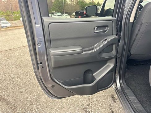 New 2026 Nissan Frontier S image 14