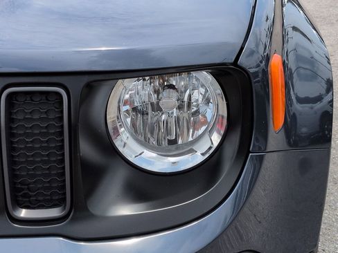 Used 2023 Jeep Renegade Trailhawk w/ Trailer Tow Group AWD/4WD image 10