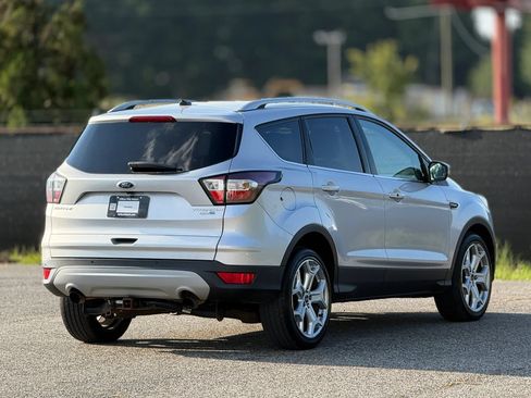 Used 2017 Ford Escape Titanium w/ Equipment Group 301A AWD/4WD image 9