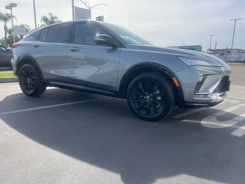 Used 2025 Buick Envista Sport Touring image 6