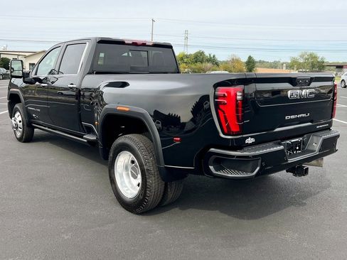Used 2024 GMC Sierra 3500 Denali Ultimate image 15