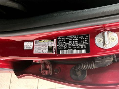 Used 2021 Kia K5 EX image 19