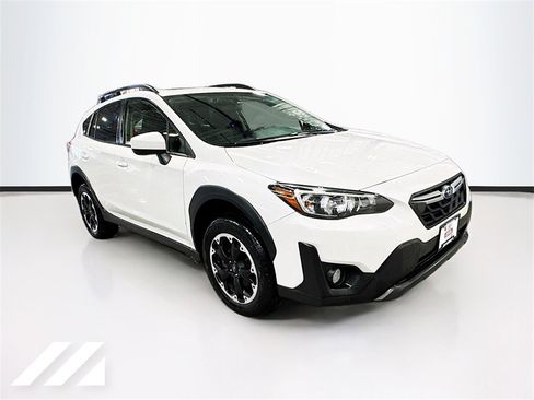 Certified 2023 Subaru Crosstrek 2.0i Premium image 3