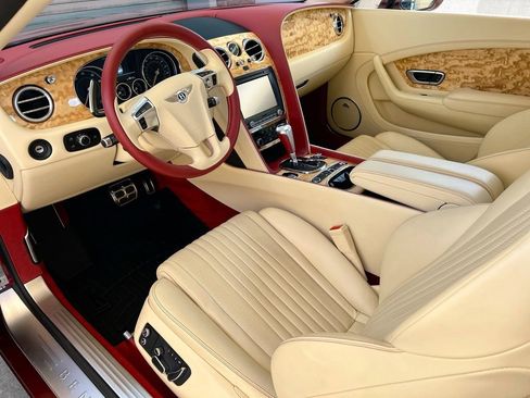 Used 2017 Bentley Continental GT image 17