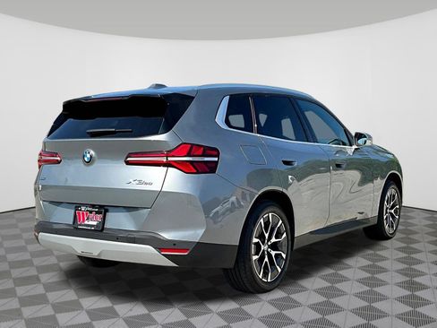 Used 2025 BMW X3 xDrive30i w/ Premium Package AWD/4WD image 6