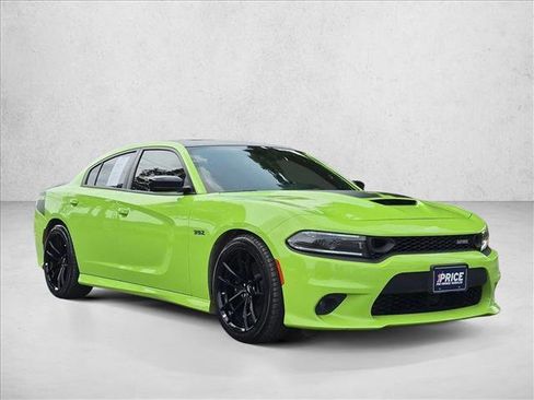 Used 2023 Dodge Charger Scat Pack w/ Daytona Edition Group RWD image 3