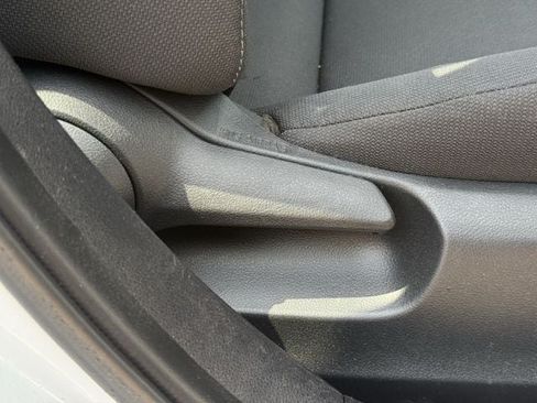 Used 2024 Toyota Corolla LE FWD image 28