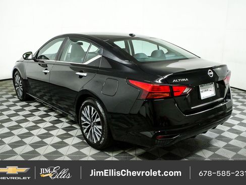 Used 2024 Nissan Altima 2.5 SV FWD image 26