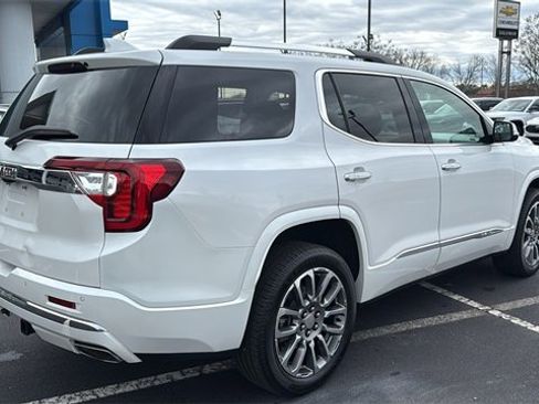 Used 2022 GMC Acadia Denali w/ Denali Technology Package image 7