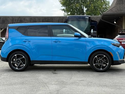 Used 2023 Kia Soul EX FWD image 6