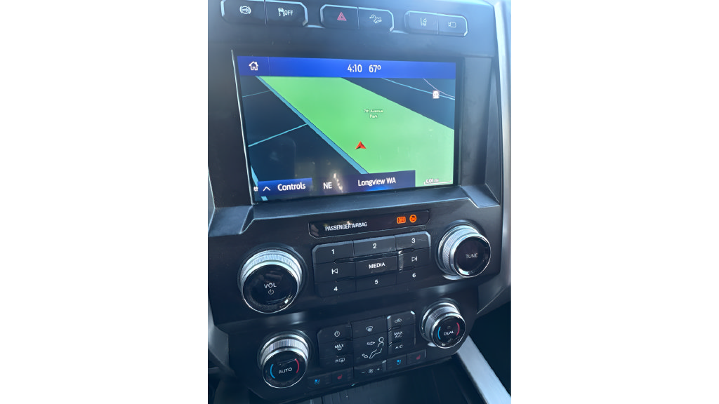 Used 2021 Ford F350 Platinum AWD/4WD image 18