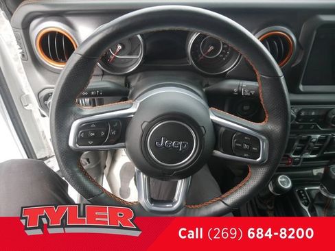 Used 2022 Jeep Gladiator Mojave w/ Cold Weather Group AWD/4WD image 27
