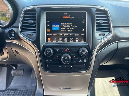Used 2015 Jeep Grand Cherokee Limited w/ Trailer Tow Group IV AWD/4WD image 16