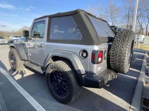 Used 2021 Jeep Wrangler Sport S image 3