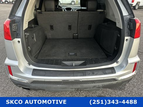 Used 2017 GMC Terrain SLT image 21