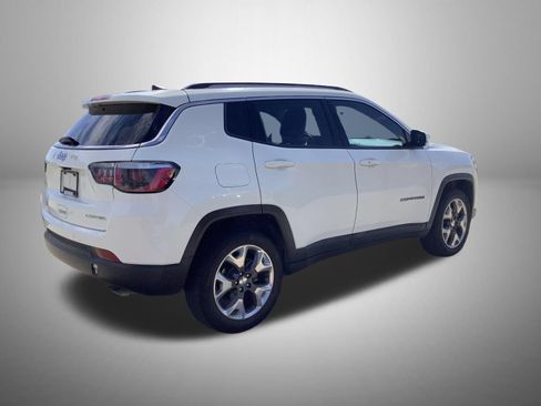 Used 2019 Jeep Compass Limited w/ Safety & Security Group AWD/4WD image 2